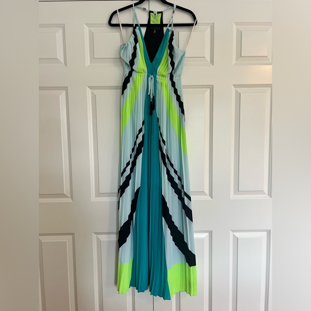 WOMENS size XS Hale Bob pleated maxi dress